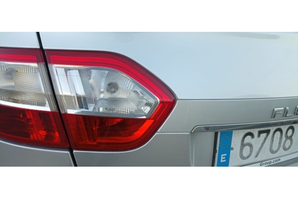 Recambio de piloto trasero izquierdo interior para renault fluence 1.6 16v referencia OEM IAM   