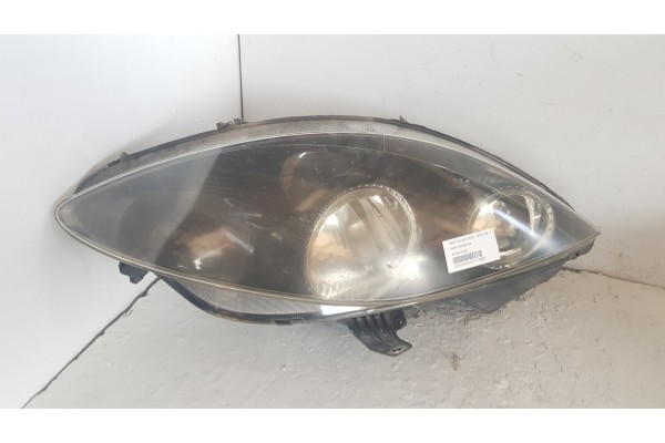 Recambio de faro derecho para seat toledo (5p2) 1.9tdi 105 referencia OEM IAM 5P1941030C  