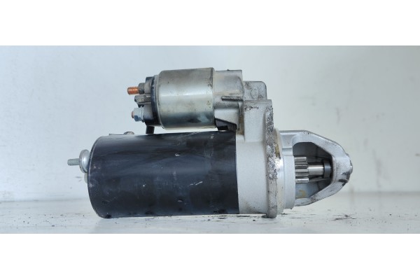 Recambio de motor arranque para audi a8 (d2) 4.2 v8 32v referencia OEM IAM 200511092010  