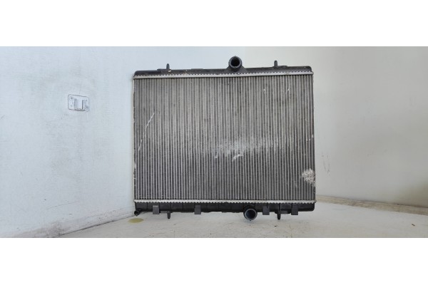 Recambio de radiador agua para peugeot 3008 allure referencia OEM IAM P9800482380  