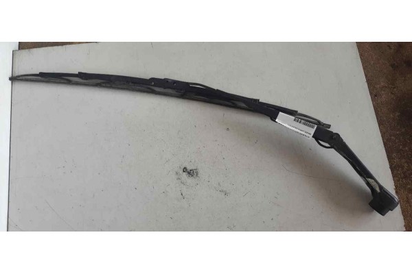 Recambio de brazo limpia delantero derecho para mitsubishi montero sport (k90) 2.5 td cat referencia OEM IAM   