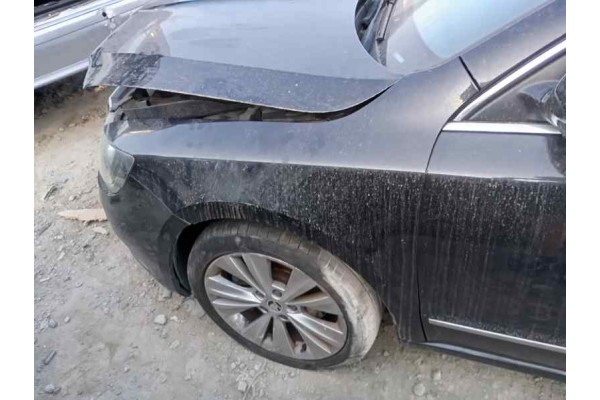 Recambio de aleta delantera izquierda para skoda superb combi (3t5) 2.0 tdi 140 fap referencia OEM IAM   