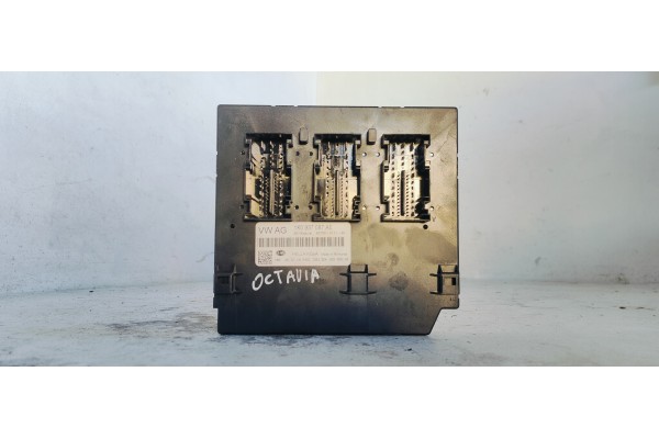 Recambio de caja reles / fusibles para skoda octavia lim. (5e3) like referencia OEM IAM 1K0937087AE  