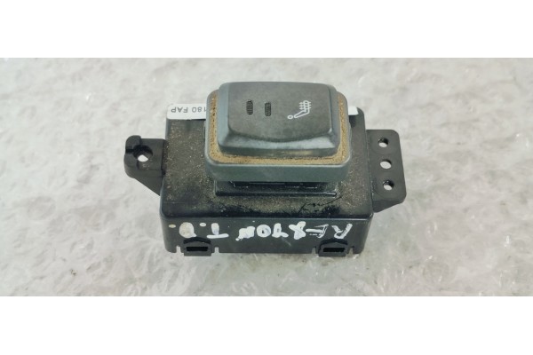 Recambio de interruptor para ssangyong rexton 2.2 xdi 180 fap referencia OEM IAM 8521036000  