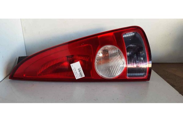 Recambio de piloto trasero derecho para renault espace iv (jk0) 2.0 dci diesel fap referencia OEM IAM 89023832  