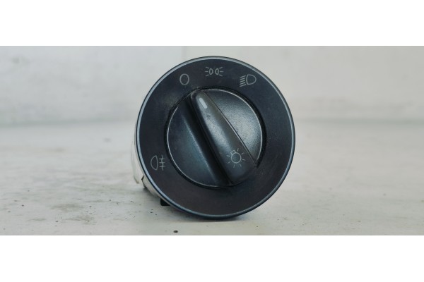 Recambio de mando luces para volkswagen golf iv berlina (1j1) 25 aniversario referencia OEM IAM 1C0941531  