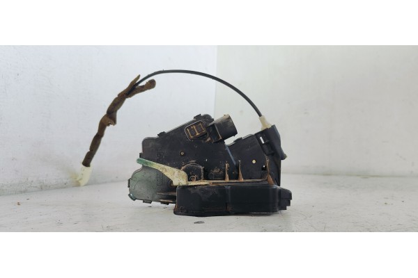 Recambio de cerradura puerta delantera derecha para bmw serie 5 berlina (e39) 530d referencia OEM IAM   