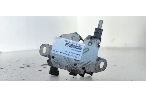 Recambio de cerradura capo para ford focus berlina (cap) 1.6 tdci cat referencia OEM IAM 3M5116700BC  