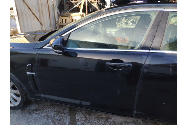 Recambio de puerta delantera izquierda para jaguar xf 3.0 v6 luxury referencia OEM IAM   