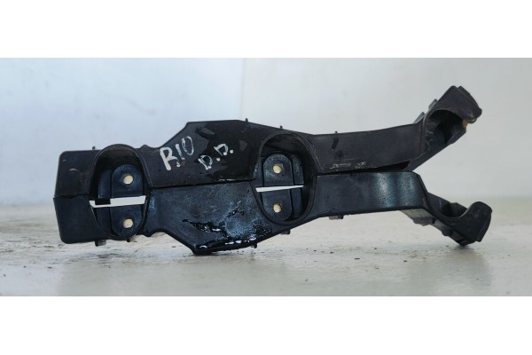 Recambio de soporte paragolpes delantero para kia rio (yb) 1.2i 85 referencia OEM IAM 865141W200  
