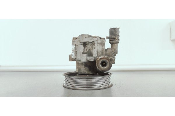 Recambio de bomba direccion para volkswagen golf iv berlina (1j1) conceptline referencia OEM IAM 038145255B  