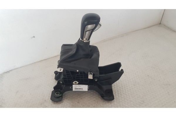 Recambio de palanca cambio para mazda 3 berlina (bp) 2.0 i komp 180 fap referencia OEM IAM BCKA  