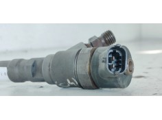 Recambio de inyector para kia carens 2.0 turbodiesel cat referencia OEM IAM 0445110101  