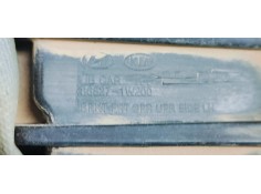 Recambio de moldura para kia rio (yb) 1.2i 85 referencia OEM IAM 865271W200  