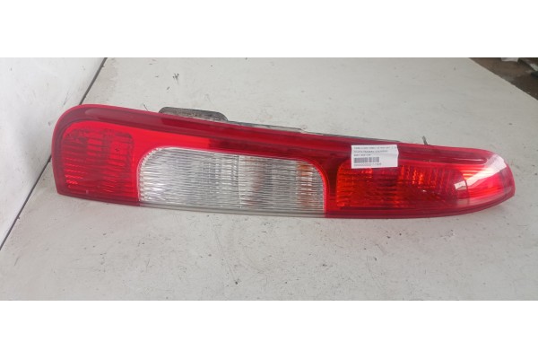 Recambio de piloto trasero izquierdo para ford focus cmax 1.6 tdci referencia OEM IAM   