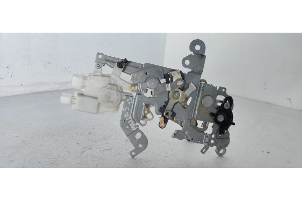 Recambio de cerradura puerta trasera izquierda para mazda 5 berl. (cr) 1.8 active referencia OEM IAM   