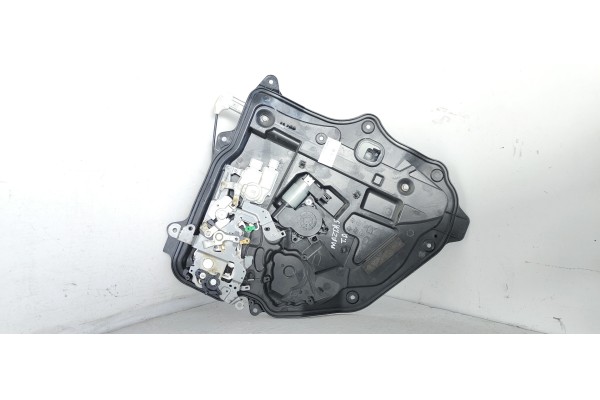 Recambio de elevalunas trasero derecho para mazda 5 berl. (cr) 1.8 active referencia OEM IAM   