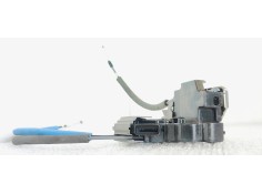 Recambio de cerradura puerta trasera izquierda para ssangyong rexton 2.2 xdi 180 fap referencia OEM IAM 7131036000  