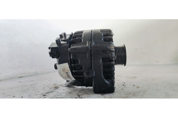 Recambio de alternador para bmw serie 5 lim. (f10) 530d xdrive referencia OEM IAM 7803724  