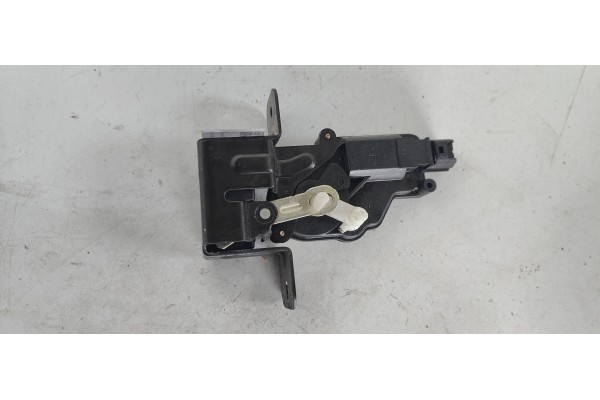 Recambio de cerradura maletero / porton para kia sorento 2.5 crdi referencia OEM IAM   