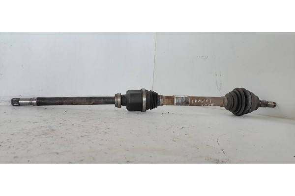 Recambio de transmision delantera derecha para peugeot 3008 active referencia OEM IAM 9684135480  