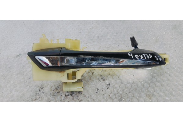 Recambio de maneta exterior delantera derecha para ssangyong rexton 2.2 xdi 180 fap referencia OEM IAM   