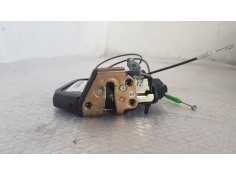 Recambio de cerradura puerta trasera derecha para toyota avensis berlina (t25) 2.0 d4d 115 referencia OEM IAM   