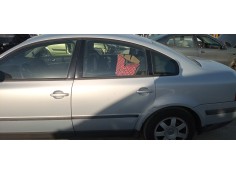 Recambio de puerta trasera izquierda para volkswagen passat berlina (3b2) 1.9 tdi referencia OEM IAM   