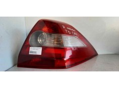 Recambio de piloto trasero derecho para renault megane ii classic berlina 1.4 16v referencia OEM IAM 8200142  