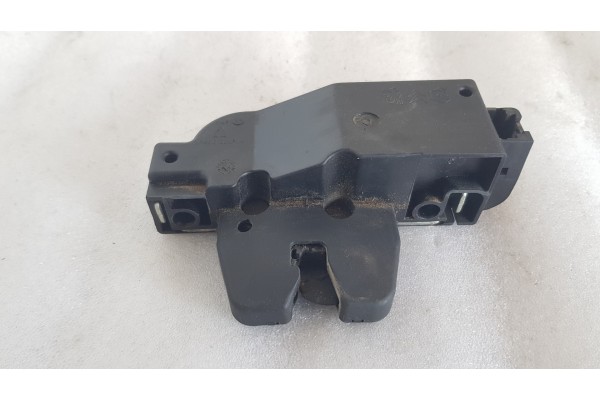Recambio de cerradura maletero / porton para citroen c3 1.1 i 60 referencia OEM IAM 9652301980  