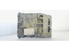 Recambio de caja reles / fusibles para renault megane ii berlina 5p confort authentique referencia OEM IAM 8200780007  