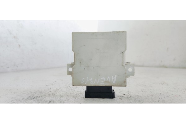 Recambio de modulo electronico para toyota avensis berlina (t25) 2.0 d4d 115 referencia OEM IAM 150696  