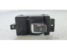 Recambio de mando elevalunas trasero derecho para ssangyong rexton 2.2 xdi 180 fap referencia OEM IAM 8512036250  