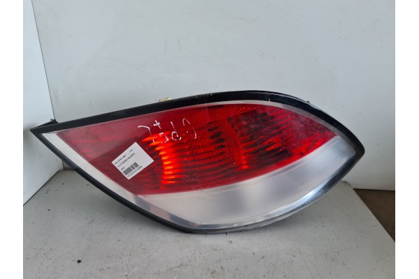 Recambio de piloto trasero izquierdo para opel astra h ber. 1.7 16v cdti referencia OEM IAM 159727  