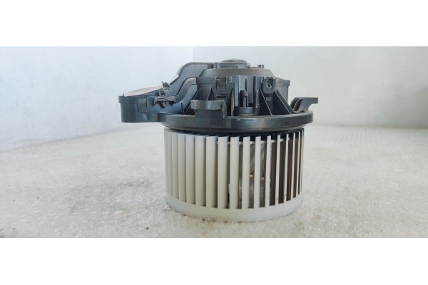 Recambio de ventilador calefaccion para ssangyong rexton 2.2 xdi 180 fap referencia OEM IAM F00S3B2558  
