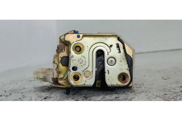 Recambio de cerradura puerta trasera izquierda para nissan x-trail (t30) referencia OEM IAM 80553AA300  