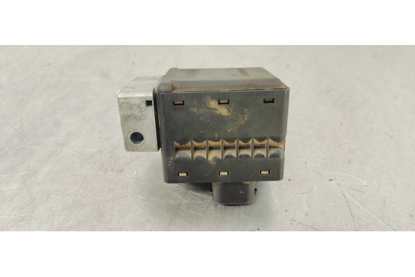 Recambio de modulo electronico para renault scenic iii 1.9 dci 130 referencia OEM IAM 8200604932  