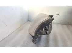 Recambio de faro izquierdo para toyota avensis berlina (t25) 2.0 d4d 115 referencia OEM IAM   