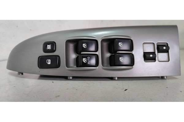 Recambio de mando elevalunas delantero izquierdo para kia carnival 2.9 crdi cat referencia OEM IAM 935704D3200T  