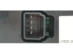 Recambio de mando elevalunas delantero izquierdo para kia carnival 2.9 crdi cat referencia OEM IAM 935704D3200T  