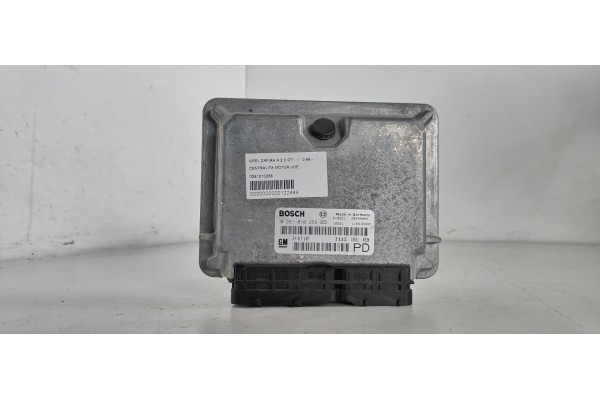 Recambio de centralita motor uce para opel zafira a 2.0 dti referencia OEM IAM 0281010268  