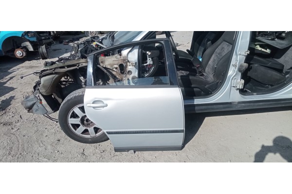 Recambio de puerta trasera derecha para volkswagen passat berlina (3b2) 1.9 tdi referencia OEM IAM   
