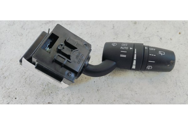 Recambio de mando limpia para mazda 6 kombi ()(.2012) 2.0i 145 referencia OEM IAM 17F899  