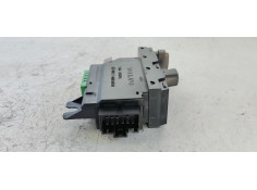 Recambio de mando elevalunas delantero derecho para volvo xc90 d5 referencia OEM IAM 30739981  