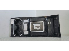 Recambio de consola central para ssangyong rexton 2.2 xdi 180 fap referencia OEM IAM 7796136000  