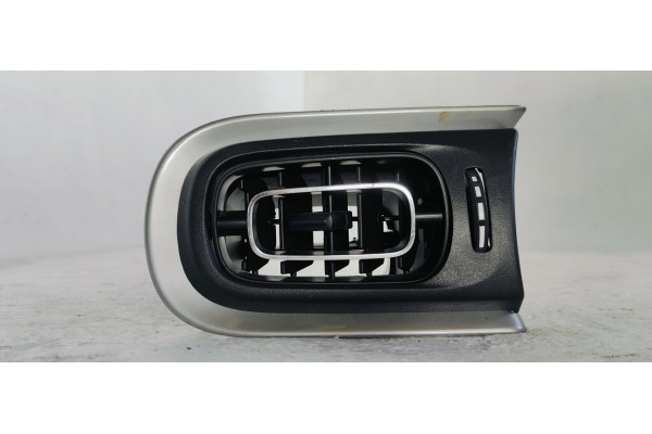 Recambio de rejilla aireadora para citroen c3 1.2i 82 referencia OEM IAM 98162208ZD  