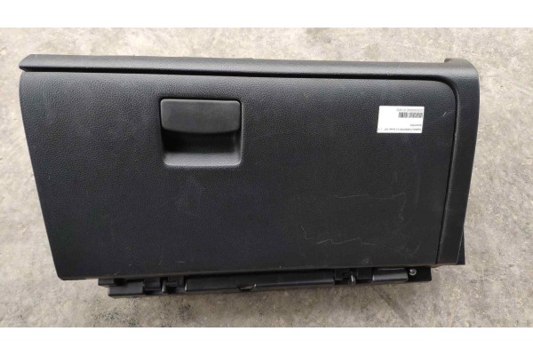 Recambio de guantera para subaru forester 2.0 diesel cat referencia OEM IAM   