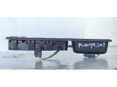 Recambio de mando elevalunas delantero izquierdo para peugeot 307 (s1) 2.0 hdi cat referencia OEM IAM 96404778XT  