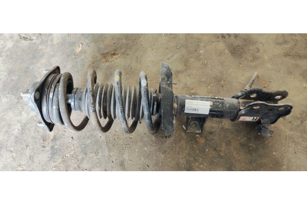 Recambio de amortiguador delantero derecho para kia carens ( ) 1.7crdi 116 fap referencia OEM IAM 54660A4850  