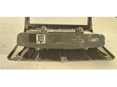 Recambio de moldura para kia carnival 2.9 crdi cat referencia OEM IAM 847404D050  